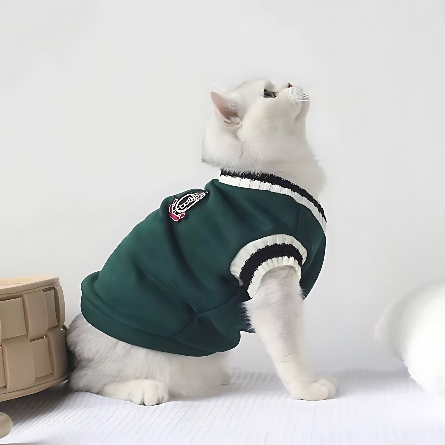 Winter Dog & Cat Sweater – Soft Pullover Vest for Small Dogs & Kittens Sheddingspetsupplies